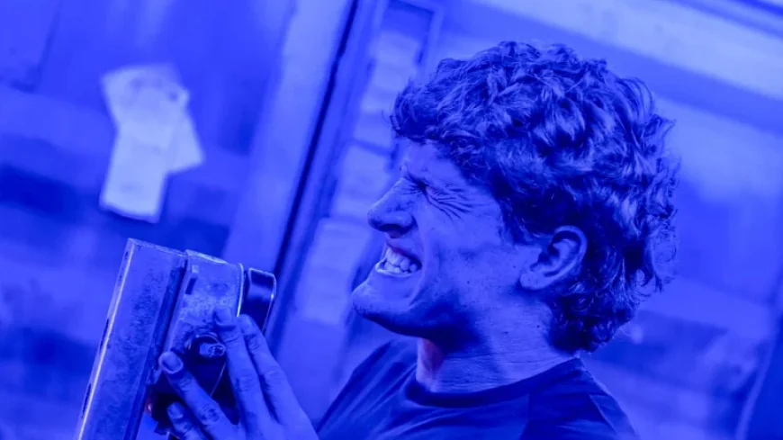 Johnny Knoxville: Fear Factor: House of Fear S01E09 ‘Short Circuit’ Shocks Semi-Finals