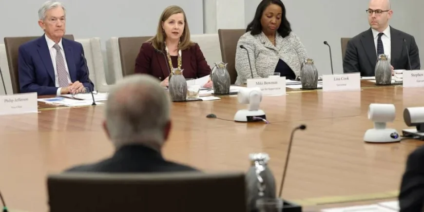 Trump Administration Boosts Wall Street while Cutting Aid Programs