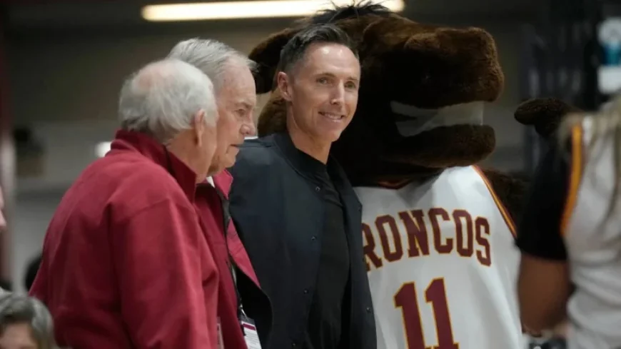 Santa Clara Basketball Coach Herb Sendek faces a 30-year spotlight as Steve Nash salutes the Broncos’ return