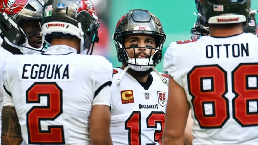 Mike Evans Escalator Clause Depends on Playoff Success and Performance