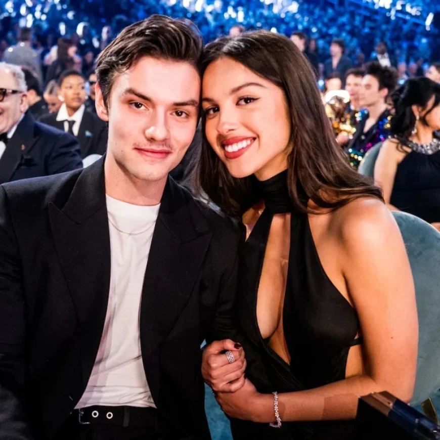 Sabrina Carpenter and Olivia Rodrigo: From Rumored Feud to an Uneasy Friendship