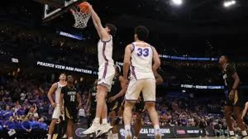 Olivier Rioux towers over history talk as Florida heads to the Final Four
