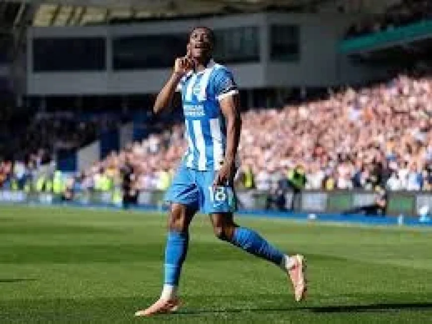 Danny Welbeck joins Zlatan Ibrahimovic in exclusive Premier League club after season-best surge