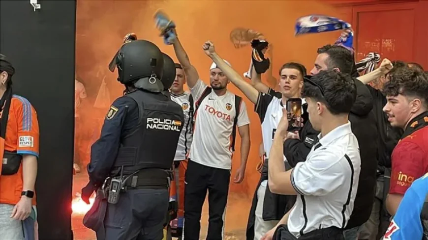 Sevilla Fc under pressure as Valencia clash ignites fan confrontations and tactical doubts