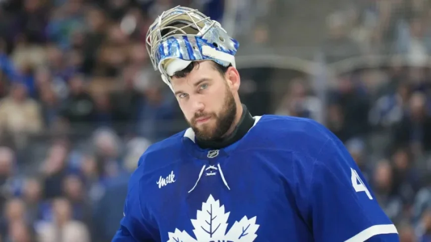 Maple Leafs’ Woll forced to start after Stolarz injured in warmups