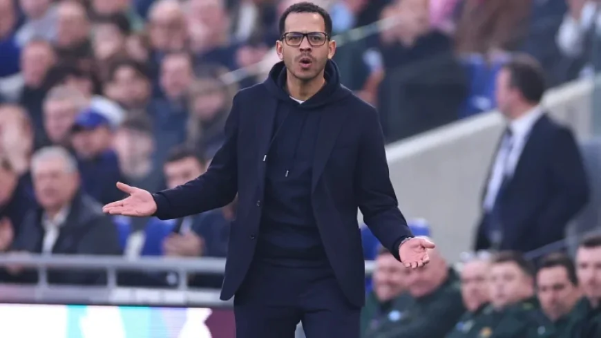 Liam Rosenior Critiques Chelsea’s Defense and Sanchez Errors in Everton Defeat