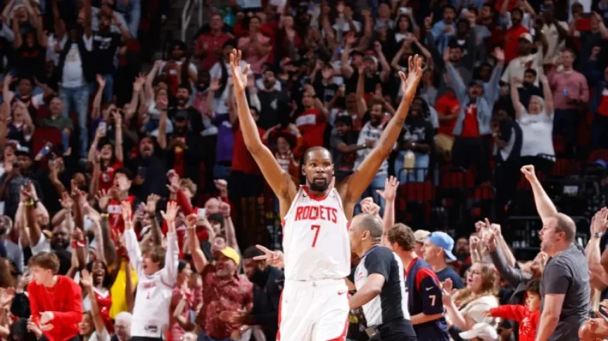 LeBron and KD Pursue Historic Achievements This Saturday