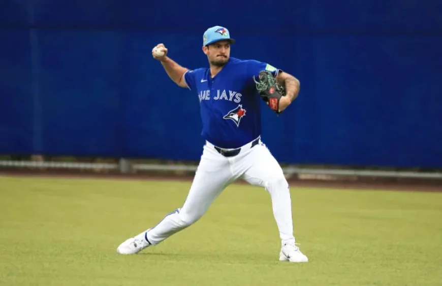Blue Jays Release Connor Seabold, Demote Lazaro Estrada