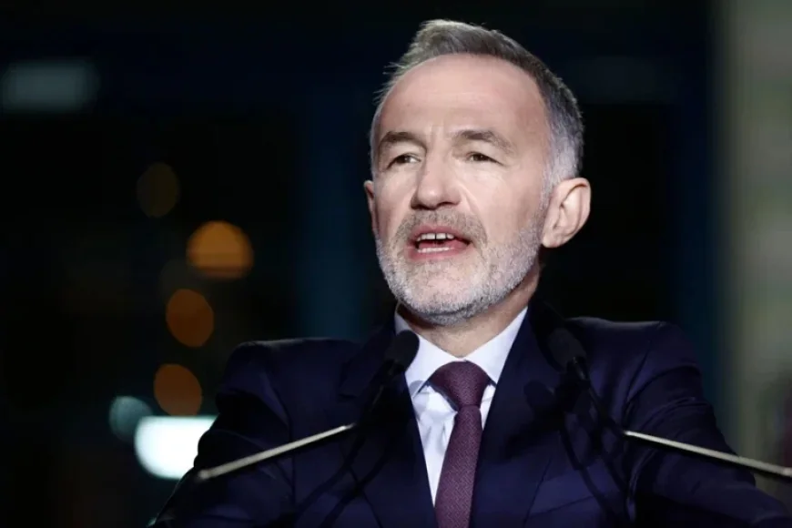 Emmanuel Grégoire Elected Mayor as Paris Stays with the Left