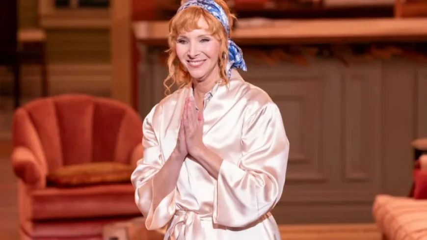 Review: Lisa Kudrow Shines in ‘The Comeback’ Season 3 Finale