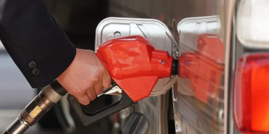 Oil Futures Decline Amid US-Iran Trade Tensions