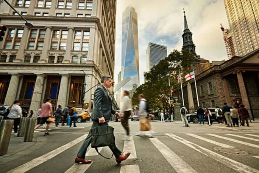 Stock Index Futures Surge as Trump Predicts Imminent Iran Deal