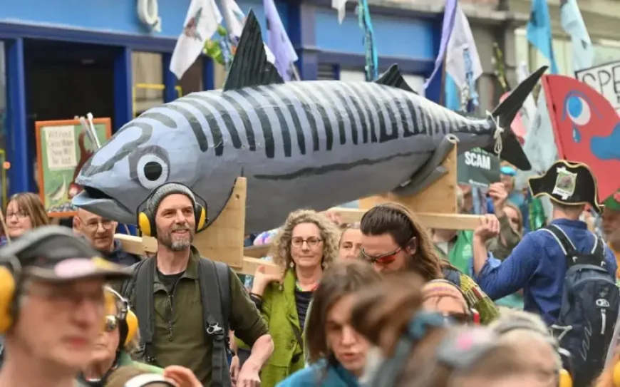 Severn Trent Water at the Centre of Shrewsbury March: Giant Fish, 100 Protesters and Calls for Public Ownership
