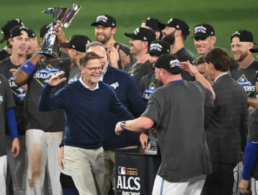 Blue Jays Extend Contracts of Ross Atkins and John Schneider