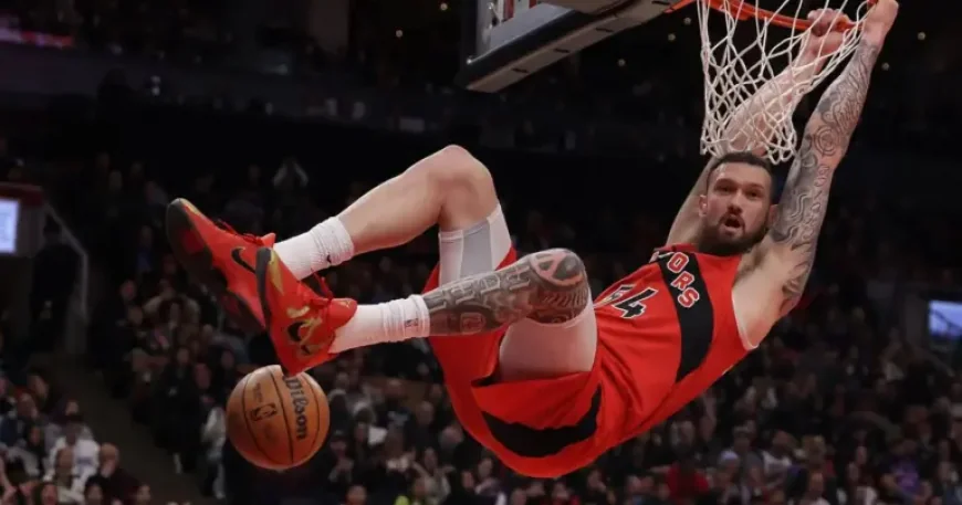 Sandro Mamukelashvili Embraces Toronto: Restaurants, Sugar Beach and a Starting Nod — 3 Revelations