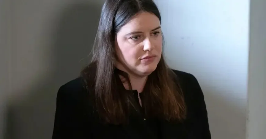 Zoe Slater Scene Sparks Warning in Early iPlayer Release — Twin Twist and a Prison Shock