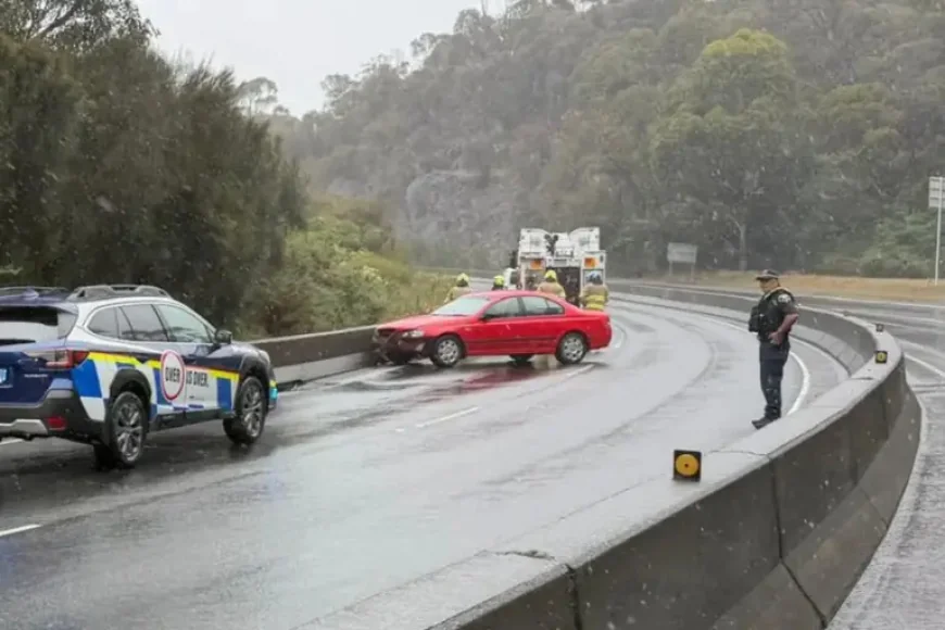 Hobart Weather: Crash Blocks Southern Outlet as Wet Roads Trigger Delays