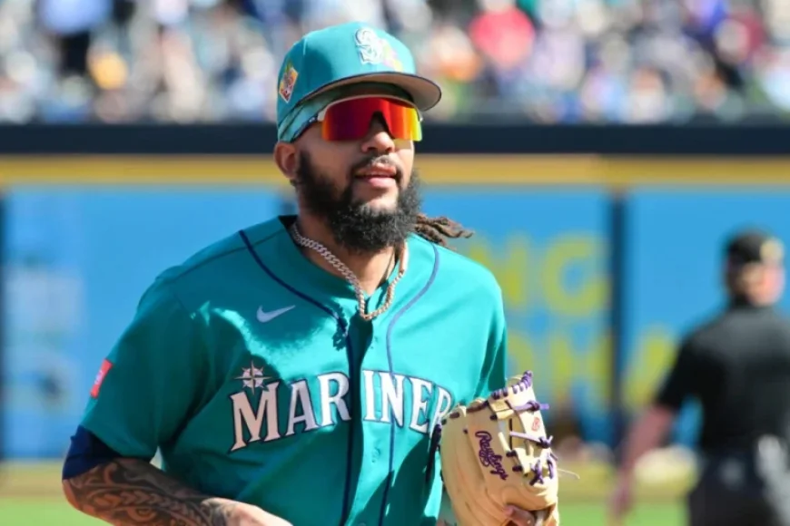 Mariners’ J.P. Crawford Lands on IL; Andrew Knizner Chooses Free Agency