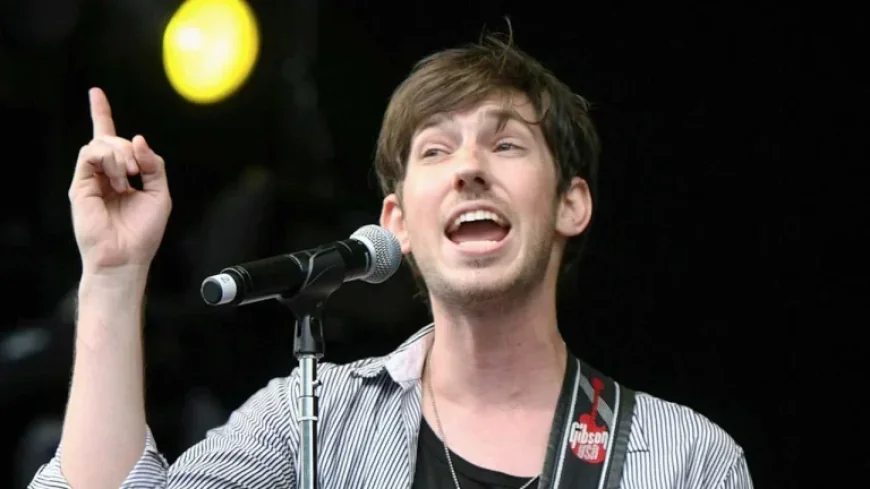 Beach Boys Swap Bruce Johnston for Instagram Singer