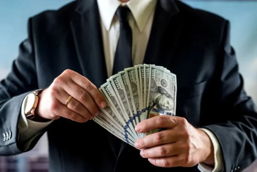 Wall Street Sees Significant Bonus Increase