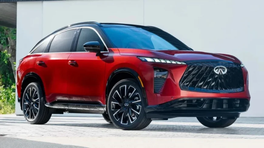 Introducing a Sleek, Stylish Tow-Row SUV Option