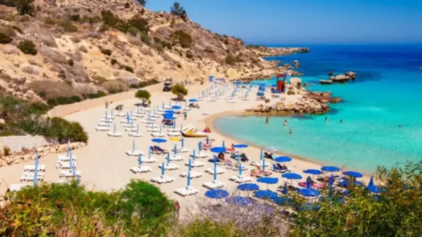 Greece and Three Other Hotspots: UK Foreign Office Issues Urgent Travel Update — What British Tourists Need to Know