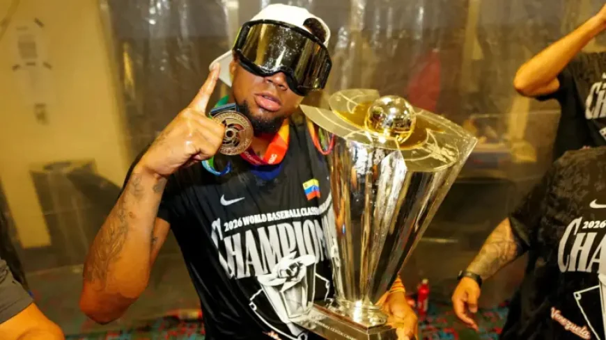 Baseball Scores and a Locker-Stall Prank: Ronald Acuña Jr.’s WBC Gold Finds Ozzie Albies