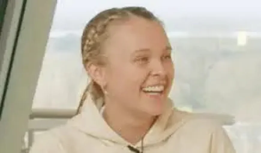 Jojo Siwa Reveals Her ‘Two Different People’ Act — From ‘Joelle’ to a Horse-Racing Pep Talk