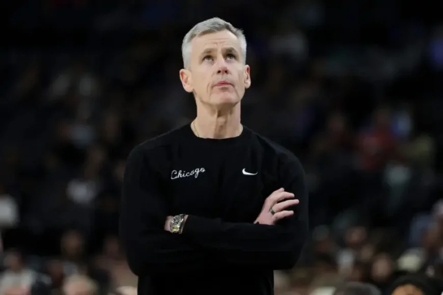 Tommy Lloyd and the anxious search for UNC’s next coach: what the favorites reveal about a modern vacancy