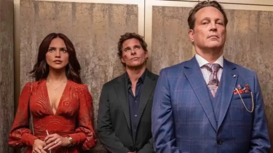 Mike Nick Nick Alice Reveals a Bold Contradiction Between Weirdness and Crowd Appeal