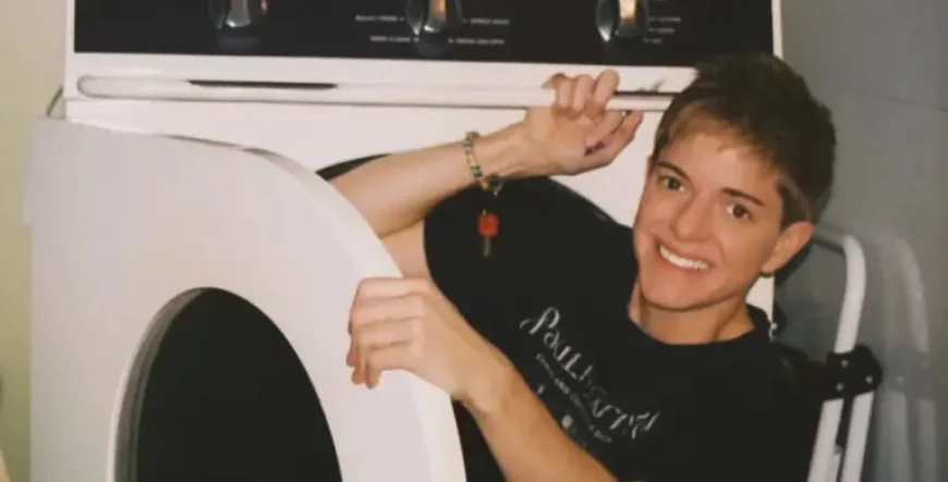 Mae Martin: Toronto native hosting the JUNO Awards keeps an Etsy art life behind the spotlight