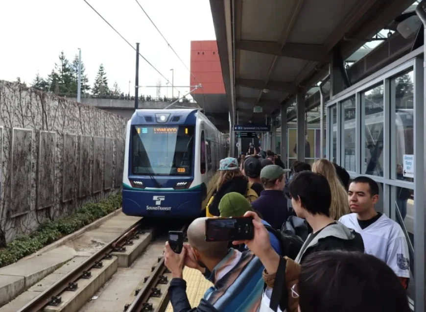 Massive Crowds Flock to Experience Light Rail Across Lake Washington