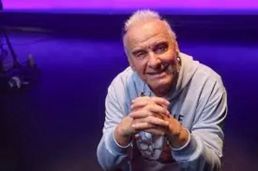 Seven Weeks of Sun with Michel Fugain as Quebec Reunion Tour Begins