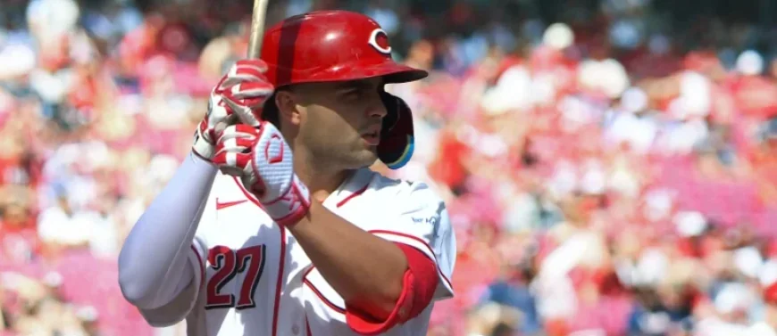 Sal Stewart Sets MLB Record in Reds’ 2-0 Victory Over Pirates