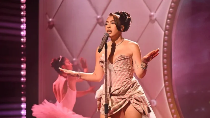 Kali Uchis Launches ‘For The Girls’ Tour Featuring Mariah the Scientist