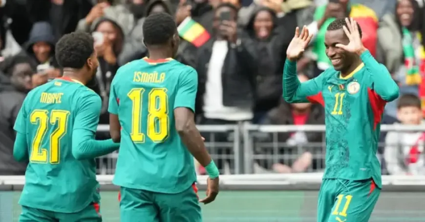 Sénégal – Gambia: A trophy tour returns home and a nation prepares to commune again