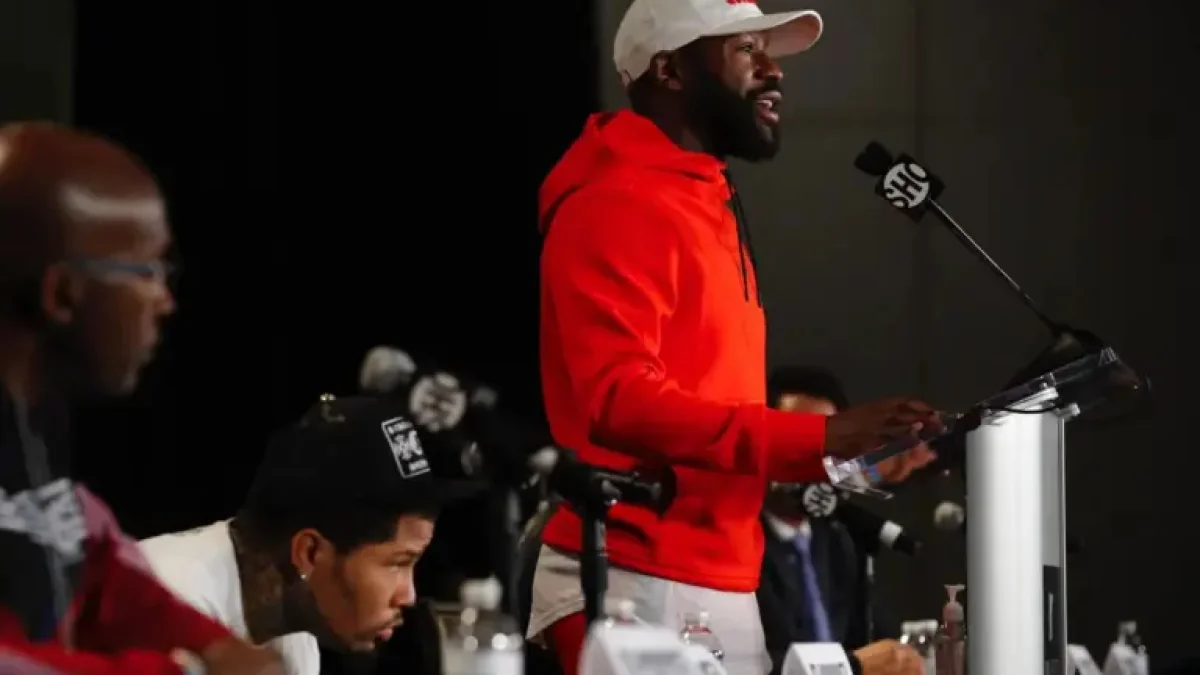 Ο Mike Tyson Angle βαθαίνει καθώς ο Floyd Mayweather προγραμματίζει την έκθεση στην Ελλάδα εν μέσω ερωτήσεων για τον Pacquiao