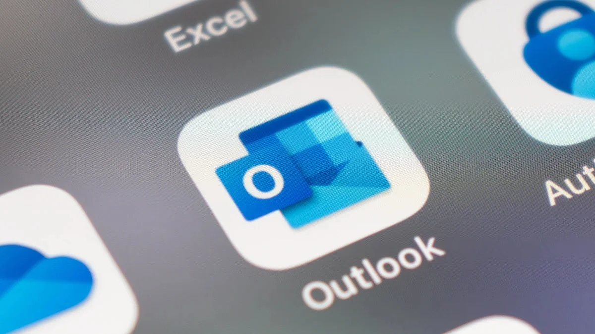 Microsoft résout Problème Outlook Hotmail sur iPhone en 10 h 45