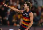 Alex Pearce: Adelaide Oval starts rocking as Crows come from clouds