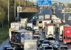 Rte News: Fuel protests bring heavy traffic and airport delays in Dublin