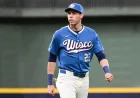 Brewers Place Yelich on IL, Promote Greg Jones