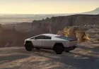 Tesla Cybertruck: 3 Signs Elon Musk’s Own Buyers Are Masking a Sales Slump
