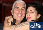 Mitch Winehouse Loses High Court Case Against Amy’s Friends