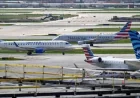 Senators Mike Lee, Elizabeth Warren Oppose Potential American-United Airlines Merger
