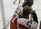 How a Flyers fan became part of Noah Cates’ warmup routine: 1 ritual, 2 sides of the glass
