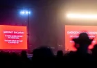Strong Winds Delay Stagecoach, Prompting Fan Evacuation