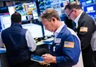 Powell Delivers Fed Decision as 8-4 Vote Holds Rates
