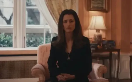 In ‘Love Story,’ an Emmy-Worthy Grace Gummer Proves the Meryl Streep Acting Bloodline Is Strong