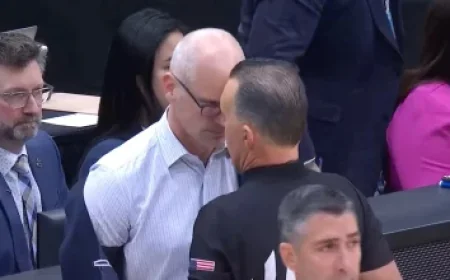 Ian Eagle Reveals Insightful Detail on Viral UConn-Duke Game Video