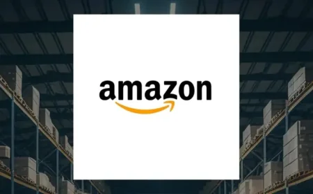 Amzn and the quiet contradiction: Institutions buy aggressively while insiders sell
